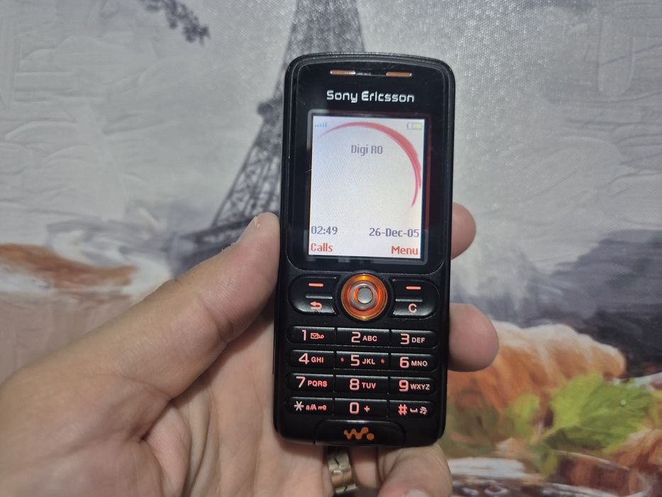 Sony Ericsson W200i