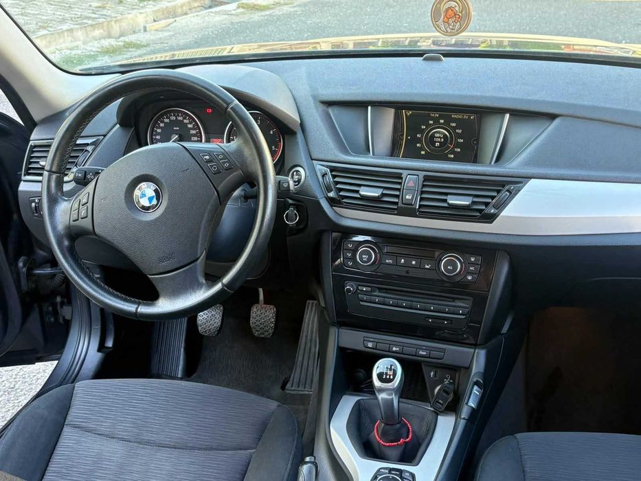 BMW X1 2014 — imagine 5