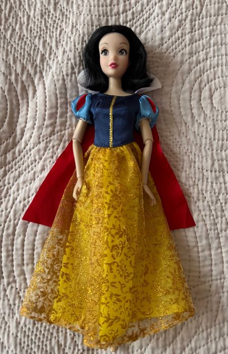 Оригинальна кукла Снежанка Disney Princess
