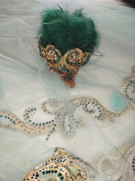 SROCHNO Ansambl Sotiladi (Materiali zamonaviy)