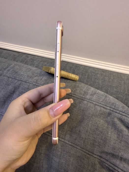 Iphone 7 Plus! Розовое золото! Продам!