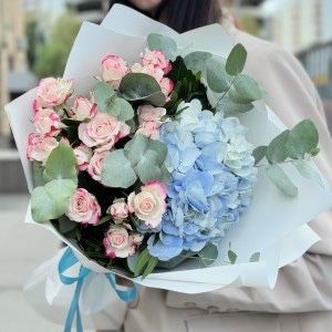 Букет цветов гортензии