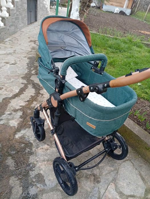 Бебешка количка Chipolino Camea