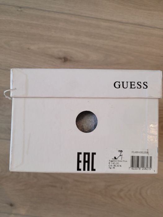 Дамски обувки /сандали GUESS 36