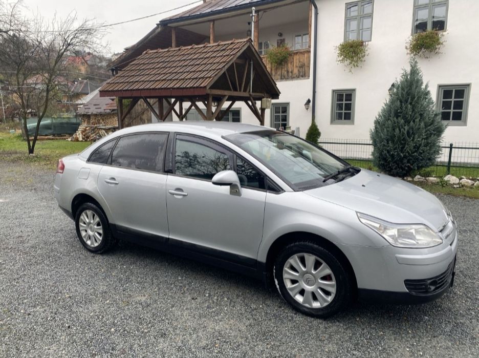 Vand Citroen C4 limuzina