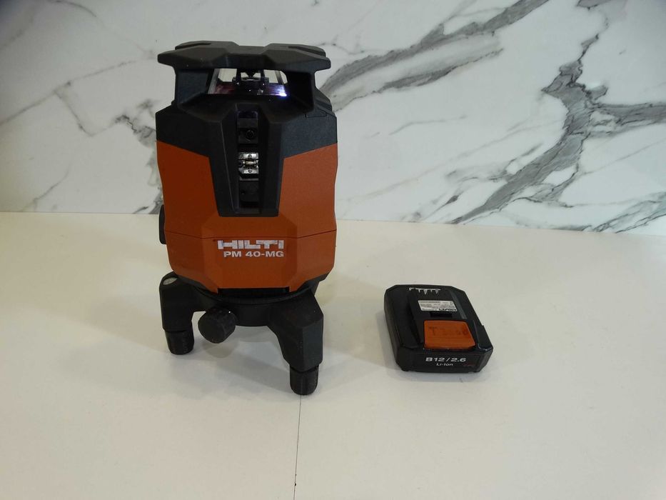 Hilti PM 40 MG - Мултилинеен лазер с зелен лъч