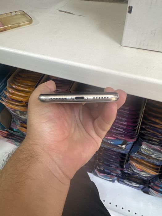 Продам iphone x