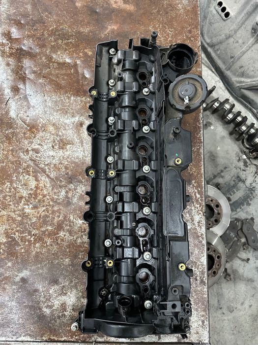 Двигател на части ф11 530хд 258к