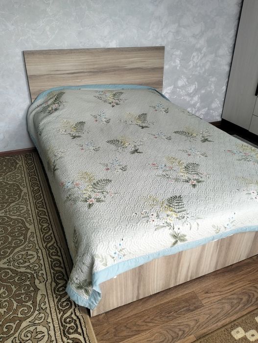 Кровать двуспальная