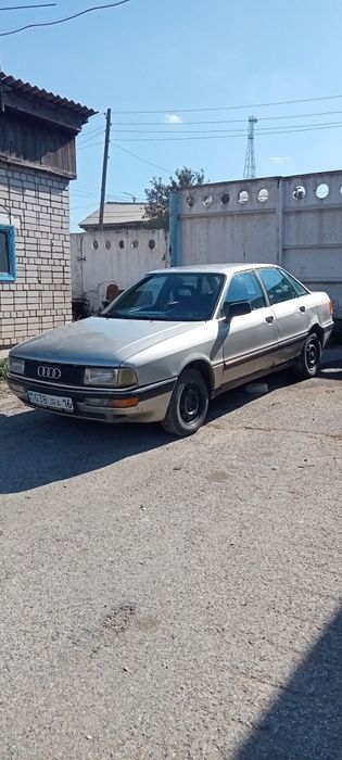 Продам Ауди 90 на ходу