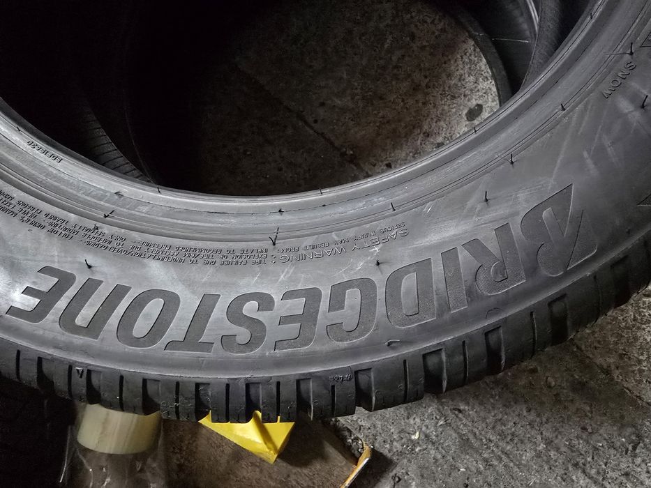 Bridgestone 235/55 R18 104H MS iarnă