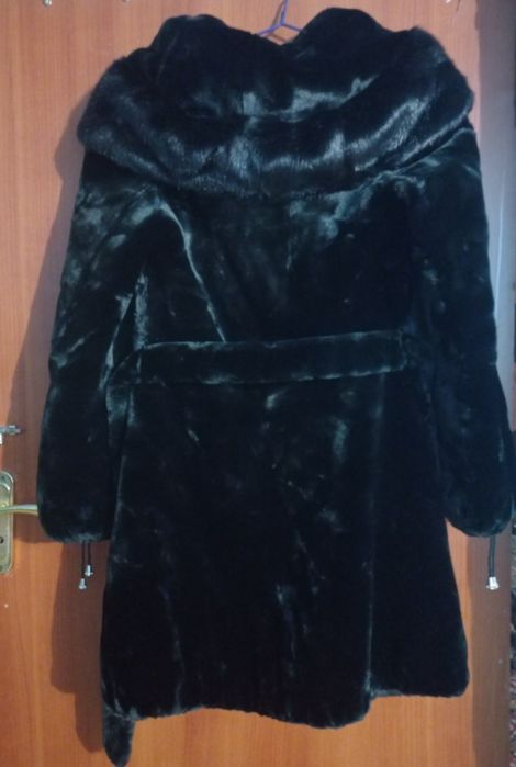 Продам шубу мутон