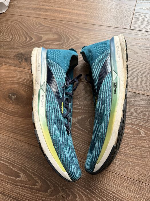 Brooks adidasi barbati 45.5