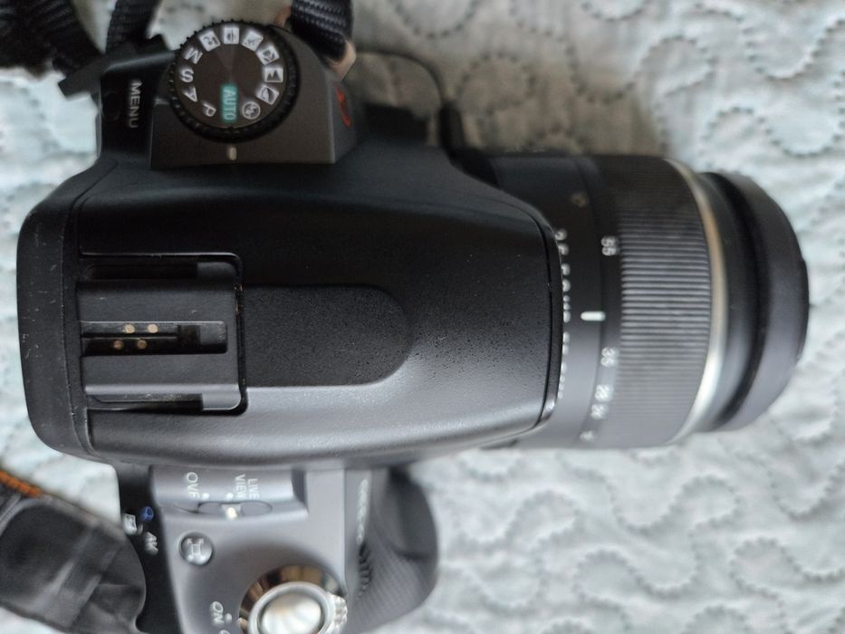 Sony Alpha A330 DSLR + обектив 18-55 + 2 батерии + зарядно