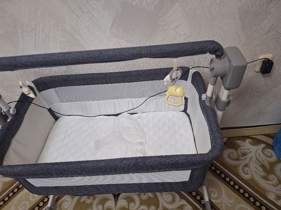 Продам монеж кровать музыкалы