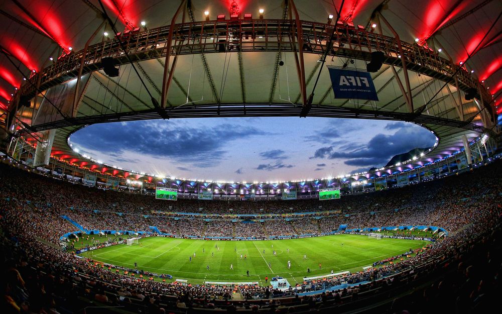 Строительство футбольных и баскетбольных полей!