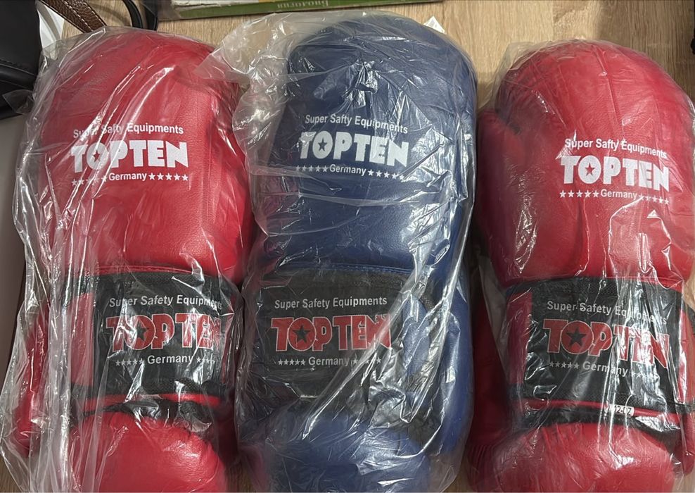 Боксёрские перчатки TOP TEN 12 UNDS