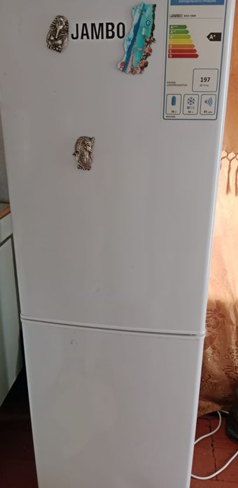 продам холодильник