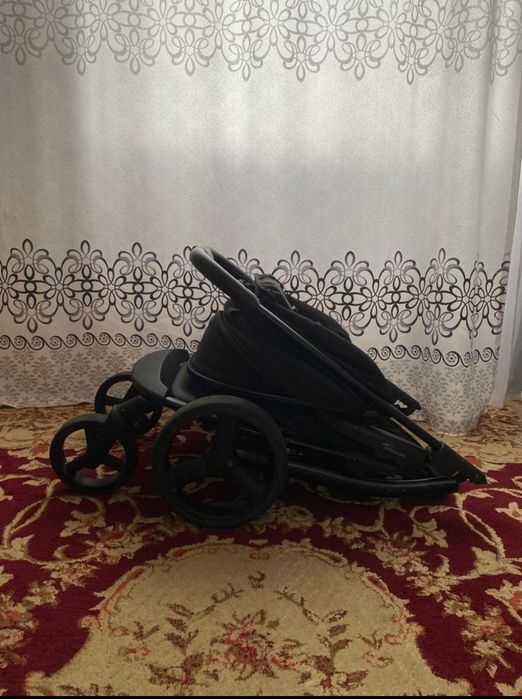 Детская коляска зима-лето