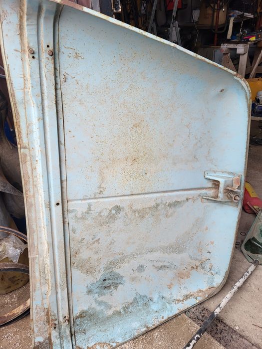 Продам капот на газ 52