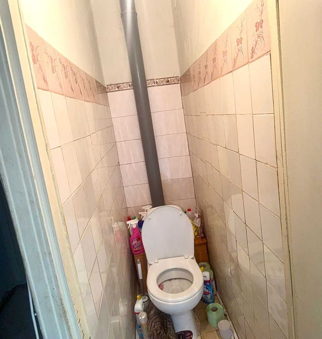 Продам 2 комн.квартиру в центре