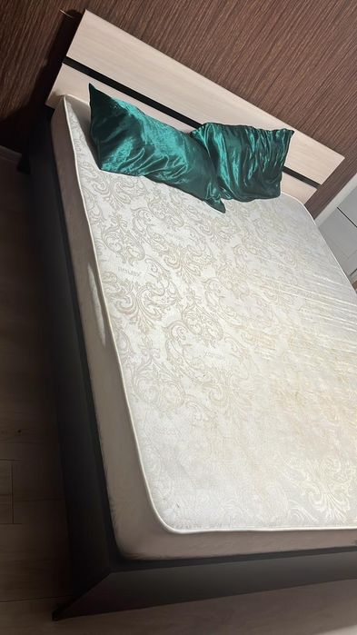 Кровать двух спалка