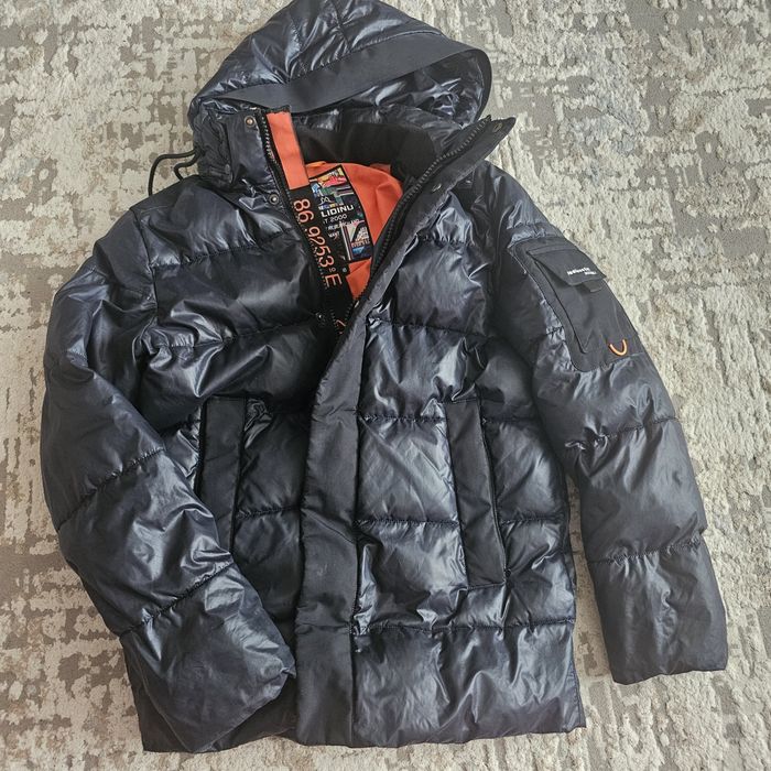 Продам куртку на мальчика 13-14