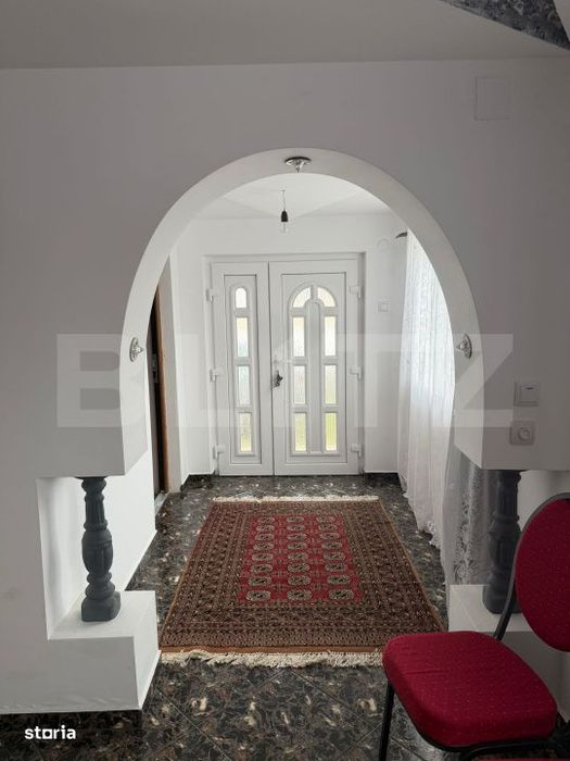 Casa 4 camere, 83 mp, 1000 mp teren, zona Dumbraveni
