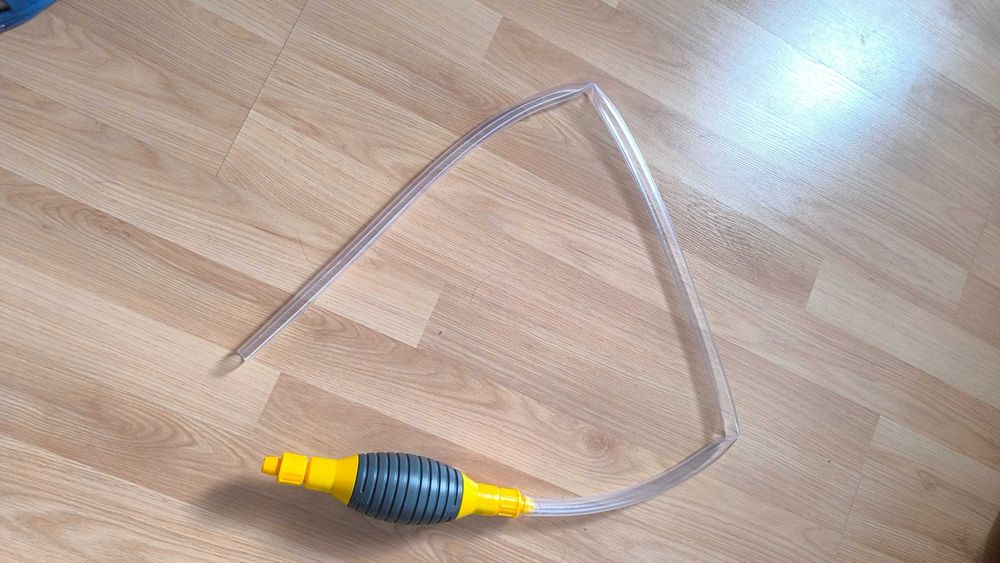 Ръчна помпа за вода