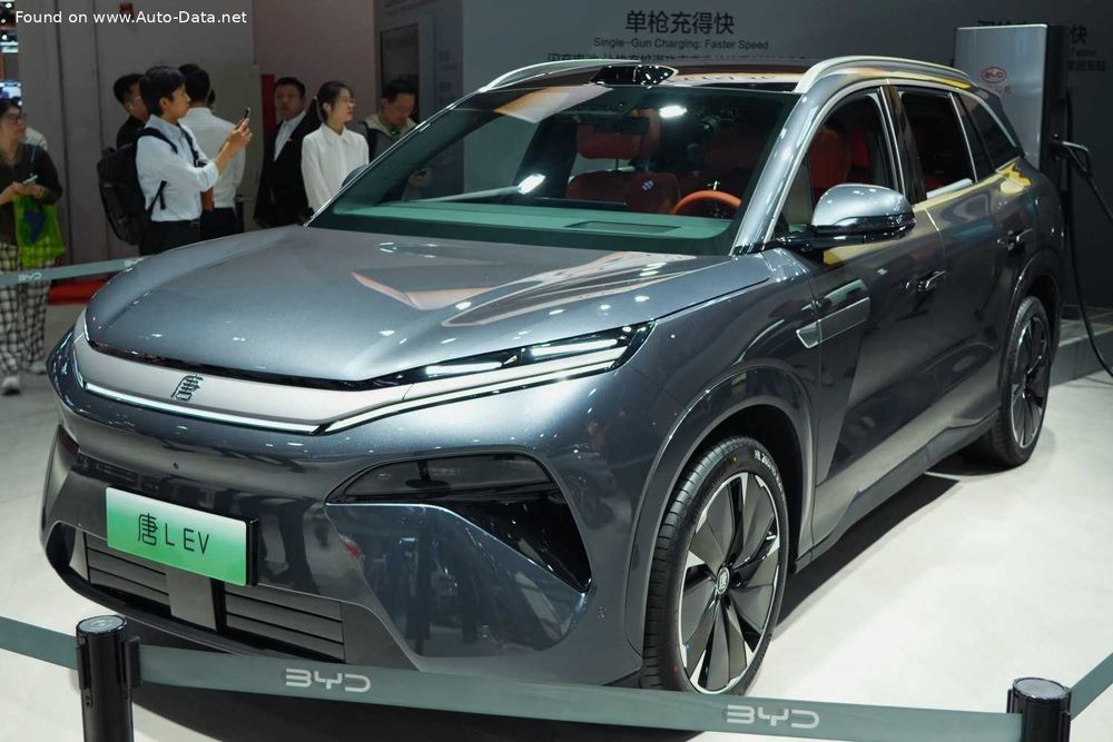 BYD TANG L Продажа за наличные и халяльная продажа в рассрочку