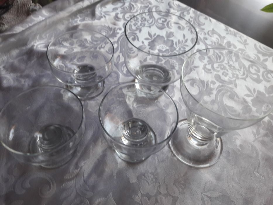 Чаши за ракия,вино,безалкохолно и сладолед