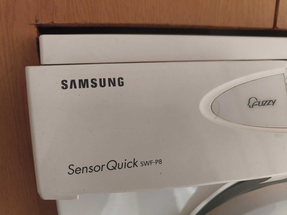 Пералня SAMSUNG работеща