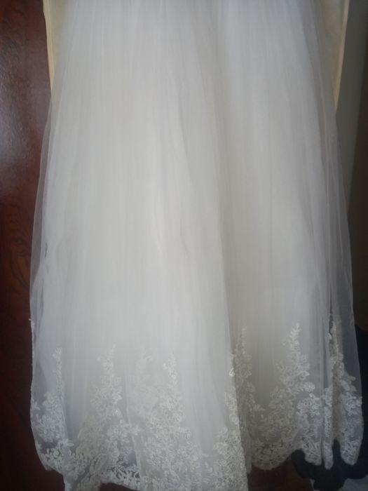 Vand rochie de mireasa