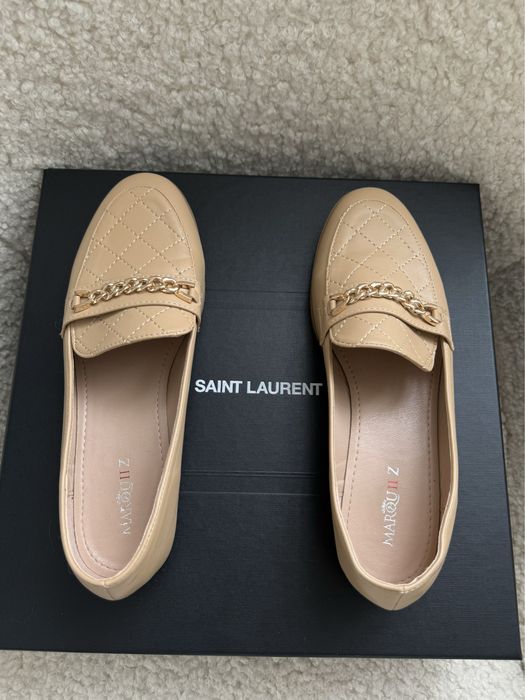 Beige Loafers 39
