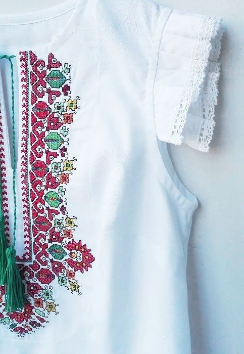 Дамска риза/блуза с бродерия и дантела