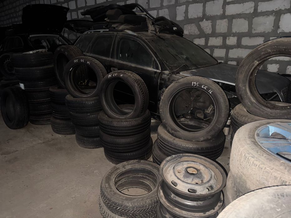 Vând jante diferite modele și mărimi