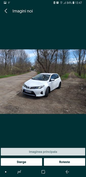 Toyota Auris hatchback