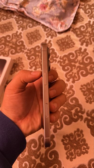 Iphone 16 pro телефон