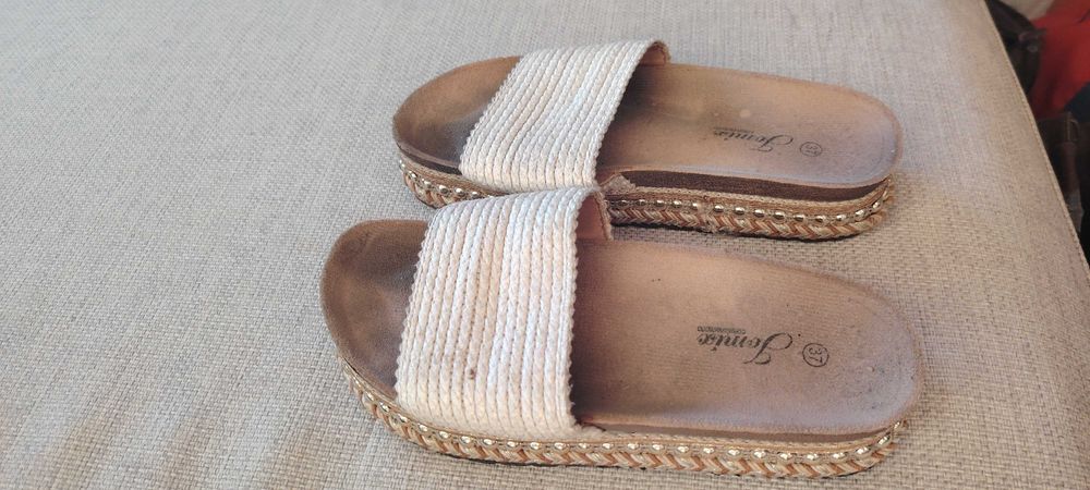 papuci de oras eleganti