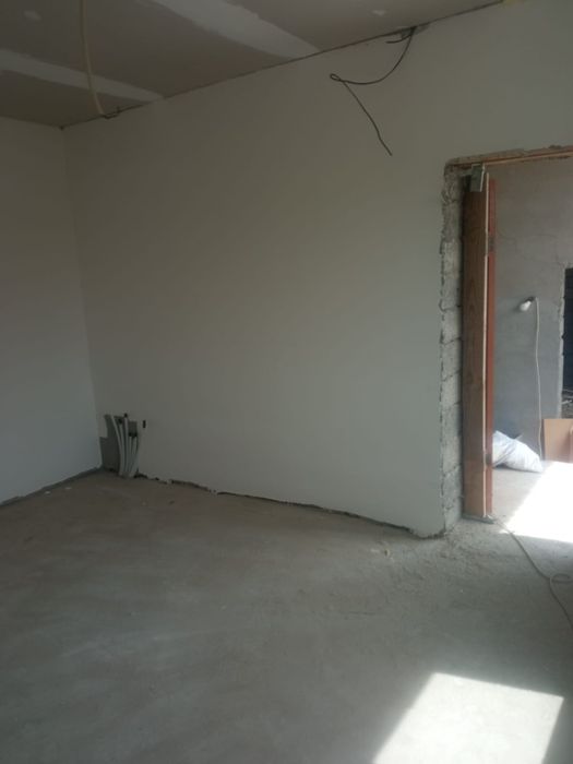 Жер үй сатылады үш бөлмелі