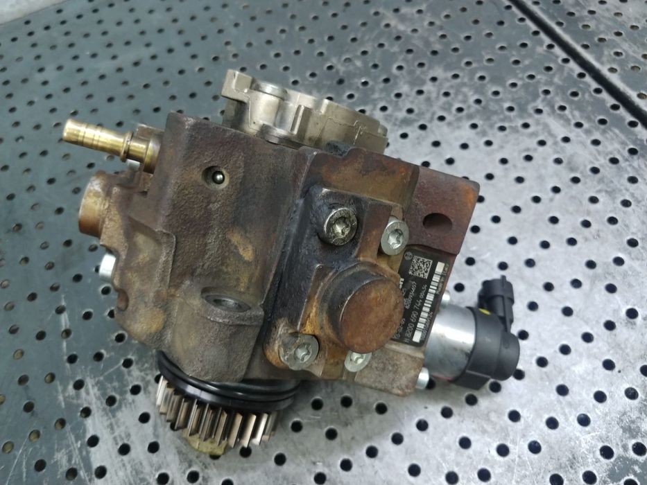 Pompa inalta presiune 2.0 dci m9r renault koleos 0445010223 8200934657 8200690744