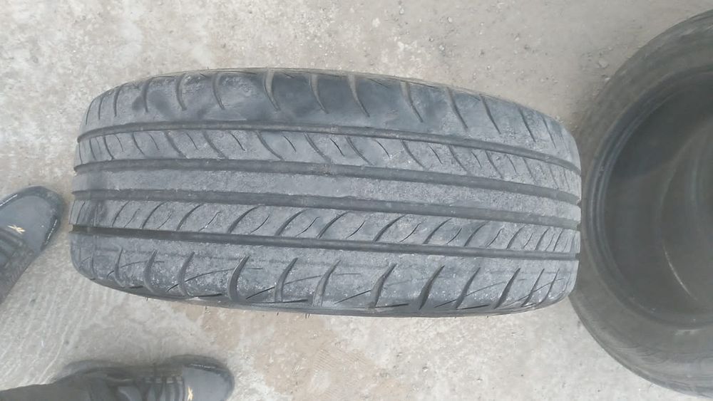 Продам покрышки  4 шт