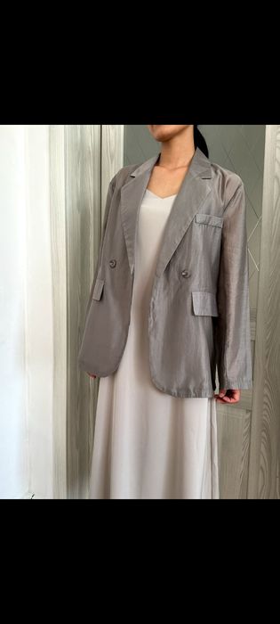 Продам новое платье