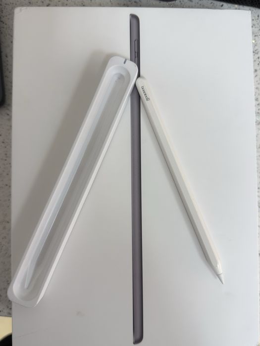 Ipad 9th gen 64gb в добро състояние