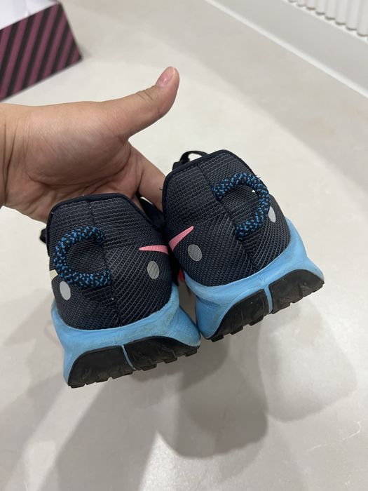 Кроссовки найк за 4500