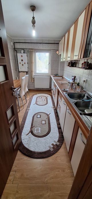 Vand apartament 3 camere decomandat parter, 67,2 mp utili +boxa la subsol 4mp utili — fotografia 3
