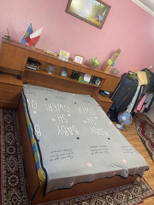 Продам кровать с шкафами