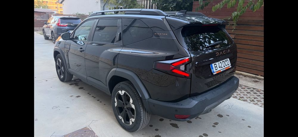 Dacia Bigster avariat:lovit