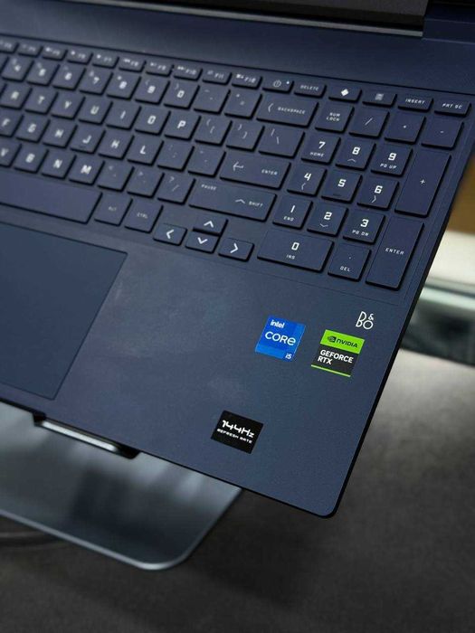 Hp victus gaming laptop 144hz 3050 4gb