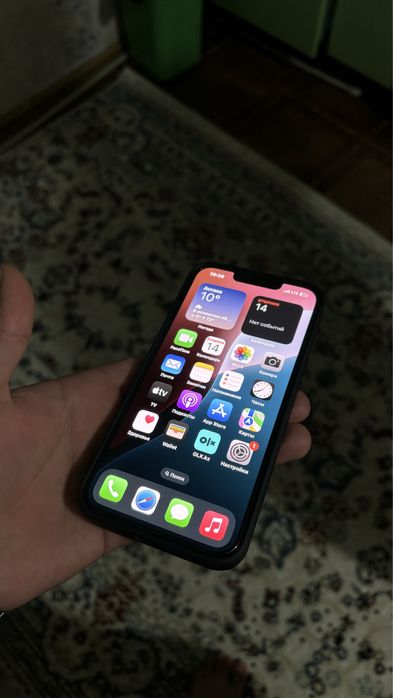 Продам айфон 14 с коробкой